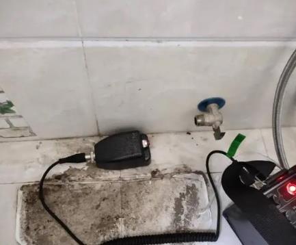 淮上屋顶漏水维修公司分享下卫生间漏水的危害及解决方法